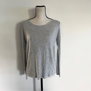 Long sleeve knit top